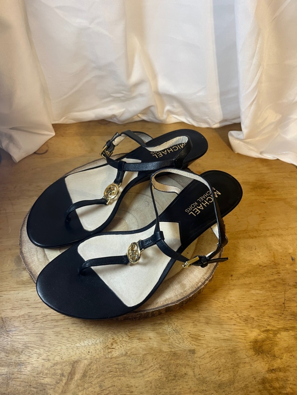 MICHAEL Michael Kors Black Leather T-Strap Sandals with Gold Logo Womens Size 6